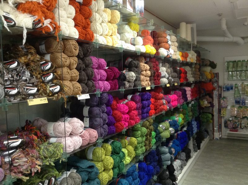 編織游記之游覽芬蘭波爾沃小鎮(zhèn)毛線店teeteeSHOP